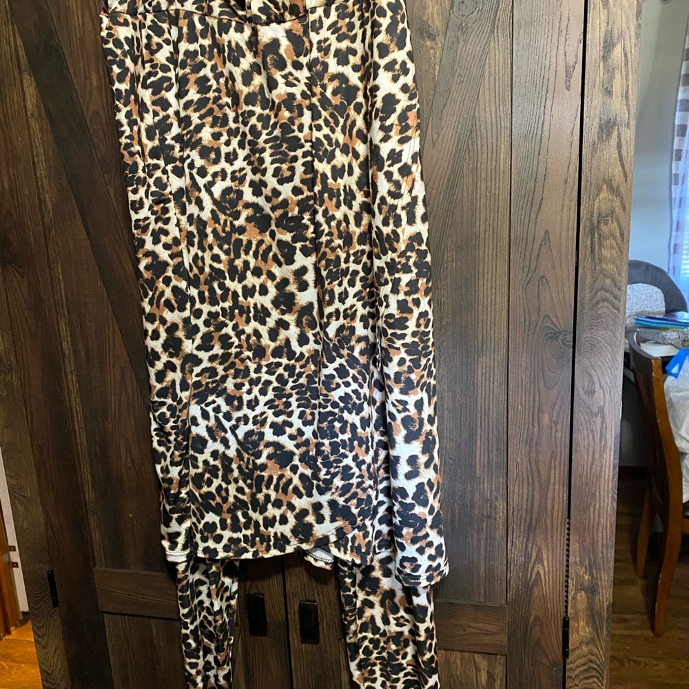 Cheetah Athletic Skirt with calf length leggings. Kamp Kloz brand.